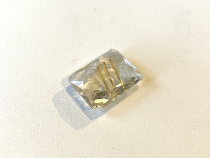 ルチルクォーツ　Rutilelated quartz